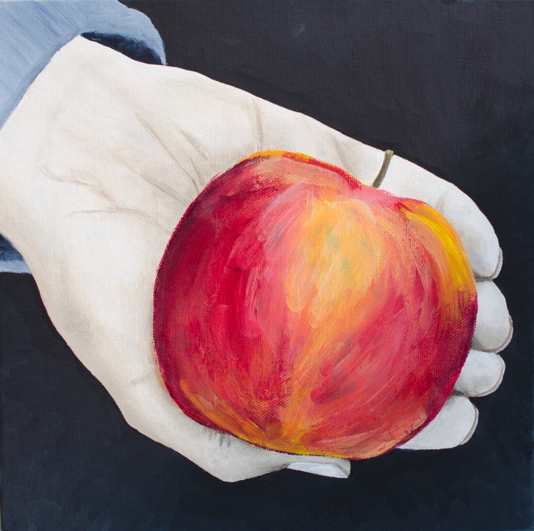 13 Oct 2013 Apple in Hand